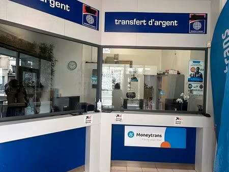 local commercial à louer – place gabriel péri – lyon 7