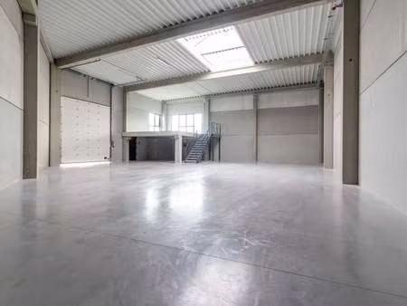 bien professionnel à louer à nivelles € 2.400 (lkhhc) | zimmo