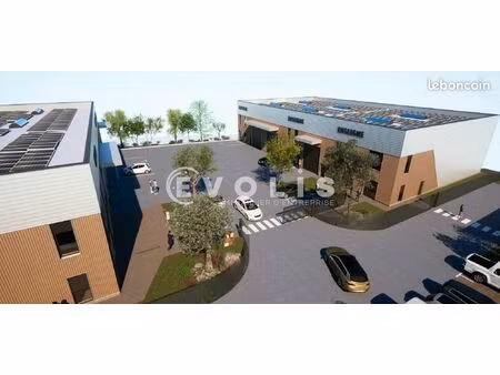 local d'activité 2 060 m²