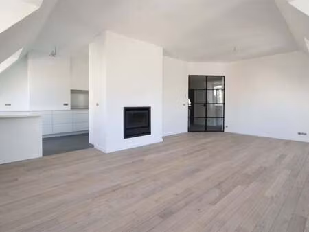 appartement à louer à saint-gilles € 2.000 (lkgxf) - zada properties | zimmo
