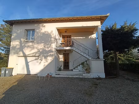 portet village: villa t5 - garage - jardin 920 m2