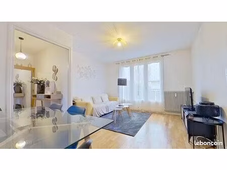 appartement 3 pièces 58 m²