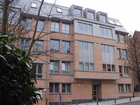 appart 2 chbres  balcon  cave  emplac p