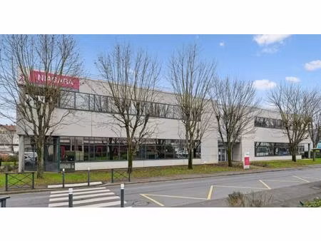 bureaux à louer parc nanterre-seine – proche rer a  services et accès facilités