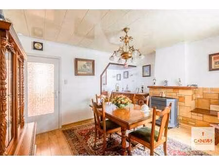 te renoveren woning met tuin