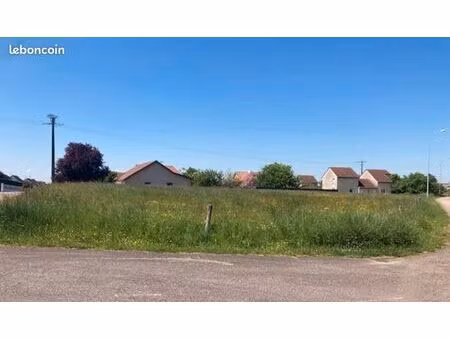 terrain 2 920 m² dampierre sur salon