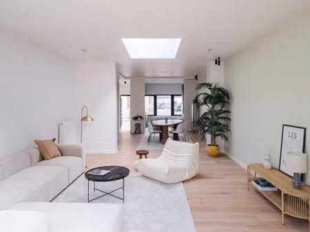 maison récemment rénovée (2025) située à gentbrugge !