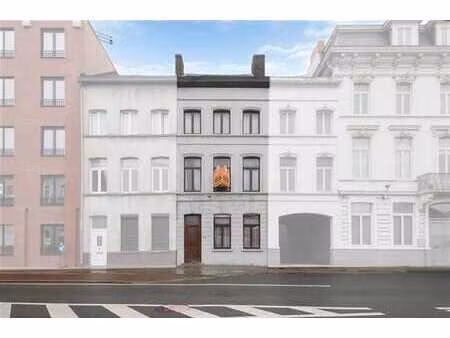 maison de maître à rénover avec 5 à 7 chambres à gand