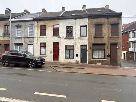 maison familiale en très bon état avec terrasse