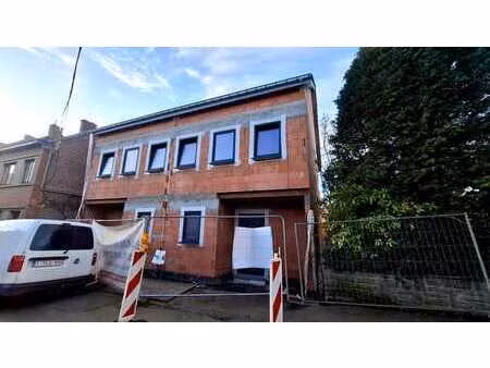 ecaussinnes: maison 3 façades vendu en gros oeuvre fermé