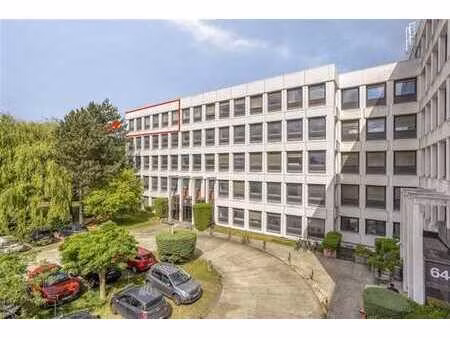 evere/nato area: nice 270m2 office space