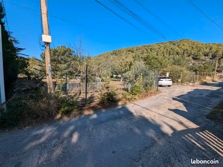 terrain à bâtir 1 504 m² – permis purgé – cuges-les-pins – exposition sud