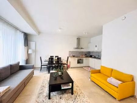 moderne appartement situé dans le quartier marcel thiry !