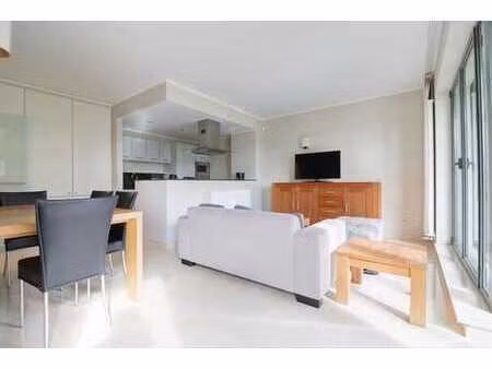 stockel - standing 1 chambre meublé