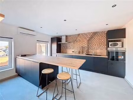 appartement duplex 2 chambres en centre-ville.