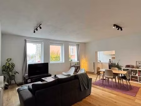 appartement 2 chambres + terrasse