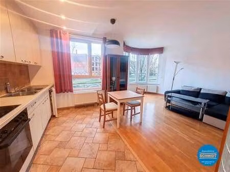 superbe appart. 1 ch. meublé !! situation idéale  proche ulb