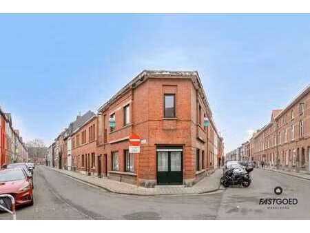 instapklare 4-slpk hoekwoning op topligging