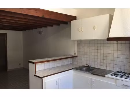 location appartement  m² t-2 à castres  480 €