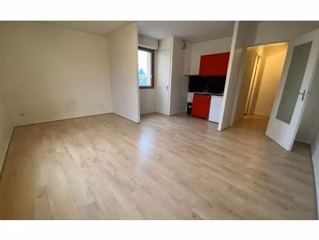 location appartement  32.93 m² t-1 à metz  470 €
