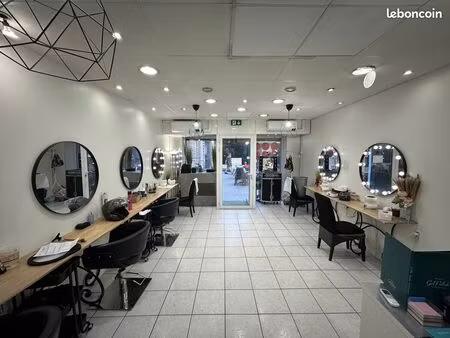 murs commerciaux 105 m² marseille