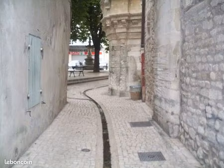 cherche terrain locaux pro et plus