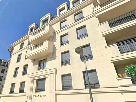 grande place de parking