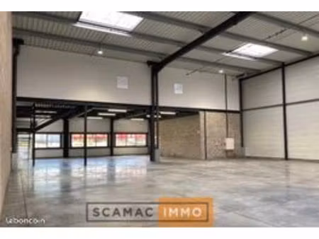 local d'activité 465 m²