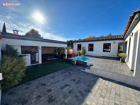 villa t4 très récente