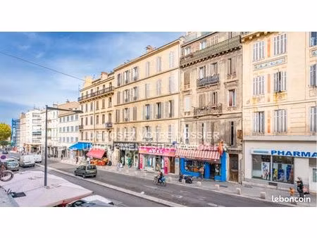 local commercial à louer top emplacement