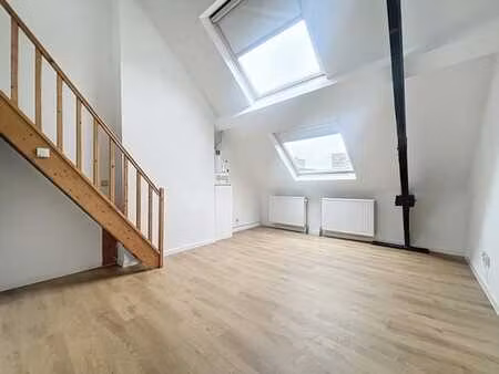 chouette appartement rénové et idéalement situé à ixelles