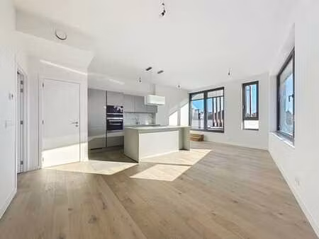 carré coghen : superbe penthouse avec une belle terrasse