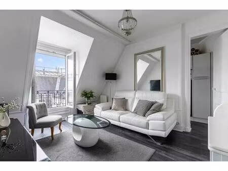 appartement place vendôme t2 de 39 m² situé à paris