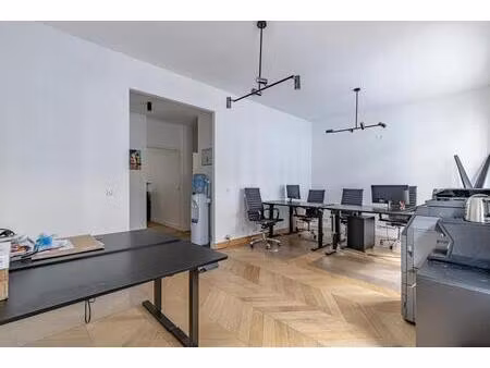 élégant 3 pièces rénové avec souplex à paris 15e