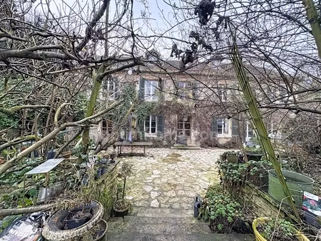 valmondois (95) - maison 9 pièces 200m²