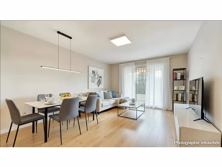 a vendre - appartement grasse 3 pièces de 64 m² - résidence sécurisée - cave