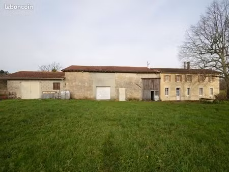 ferme 4 pièces 141 m²
