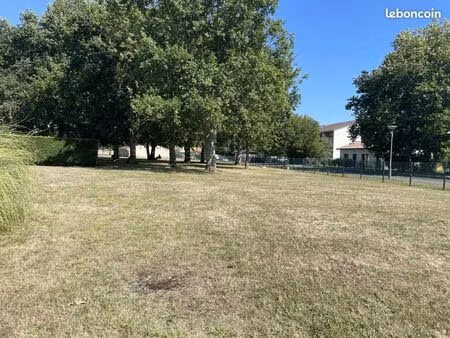 terrain 604 m² hourtin