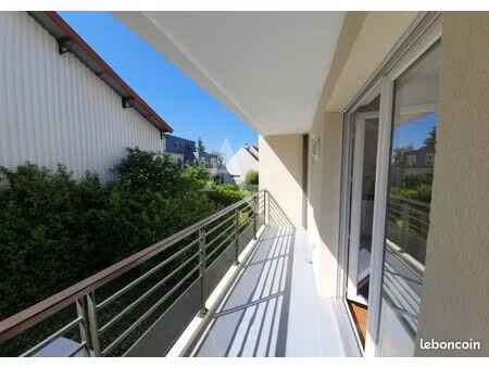 studio 1 pièce 31 m²