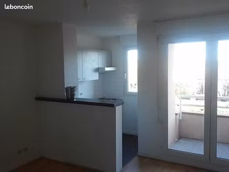 studio meublé avec balcon quartier lardenne meteo france + parking dispo 02/03/26