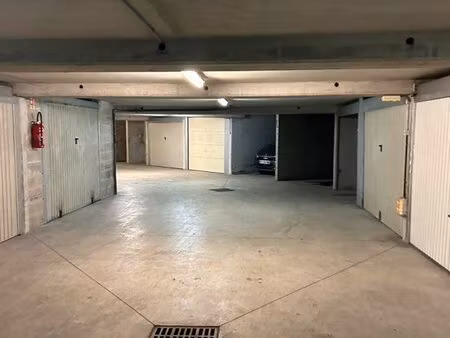 location box fermé en sous sous-sol