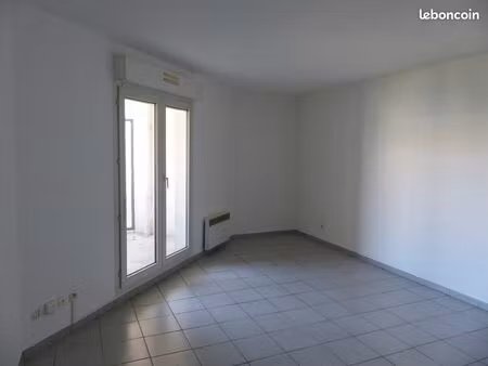 grand studio 29m2 à euromédecine