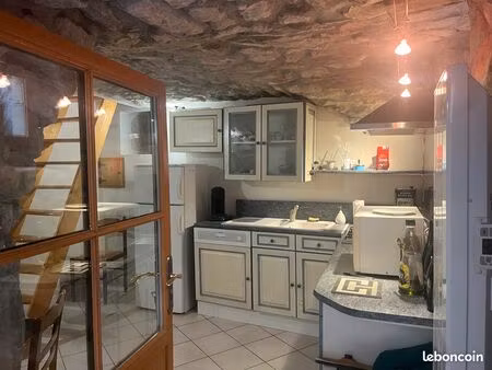 loue appartement meublé ucel