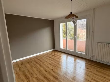 location appartement entièrement refait