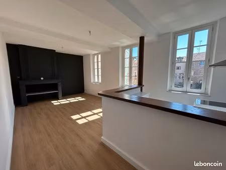 appartement rénové 3 pièces 64.61 m²