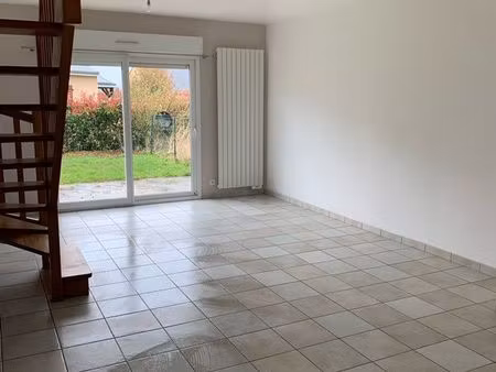 maison t3 garage terrain clos