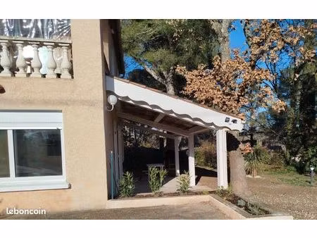 t3 bas de villa dans pinède