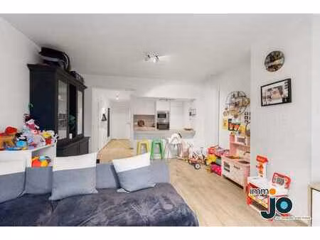 appartement lumineux et moderne avec terrasse à quelques ...