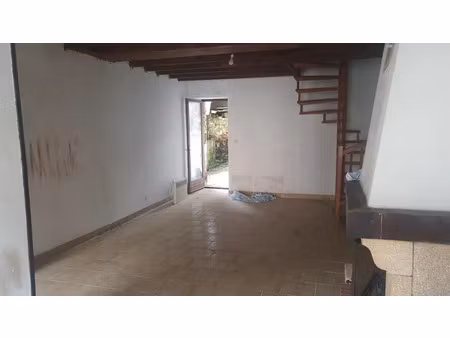 vente maison 4 pièces 80 m² à la gravelle (53410)  63 000 €