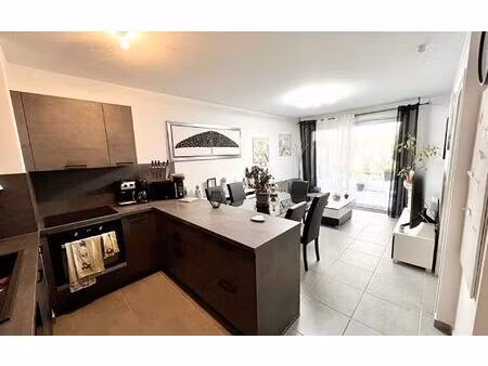 appartement six-fours-les-plages 39 m² t-2 à vendre  249 500 €